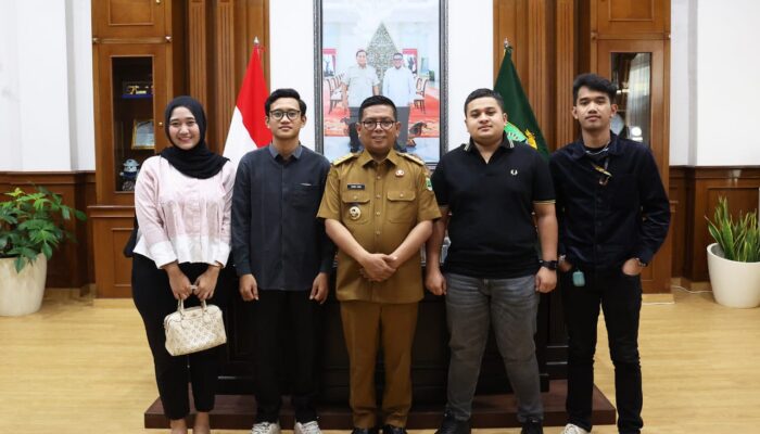 Gubernur Andra Soni Siap Hadiri Rakernas BEM SI di Untirta, Janji Dukung Gerakan Moral Mahasiswa dan Kembangkan Trans Banten