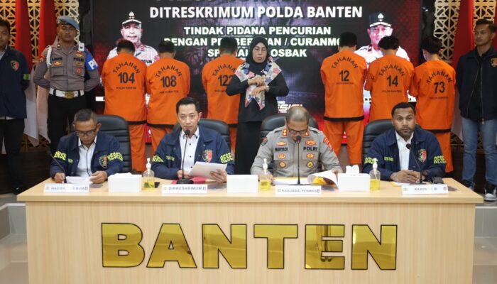 Polda Banten Bongkar Sindikat Curanmor Antarprovinsi! 30 Mobil Pick Up Digondol, Pelaku Gunakan Alat Canggih Penghilang Sinyal GPS