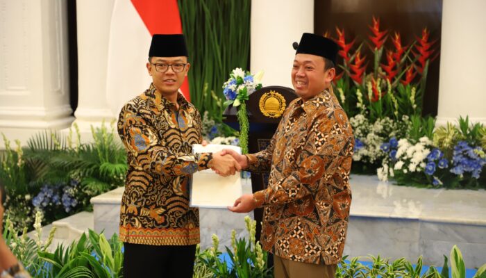 Menteri ATR/BPN Nusron Wahid Serahkan Sertipikat Aset Kemlu: Pemerintah Kunci Kepastian Hukum Aset Negara