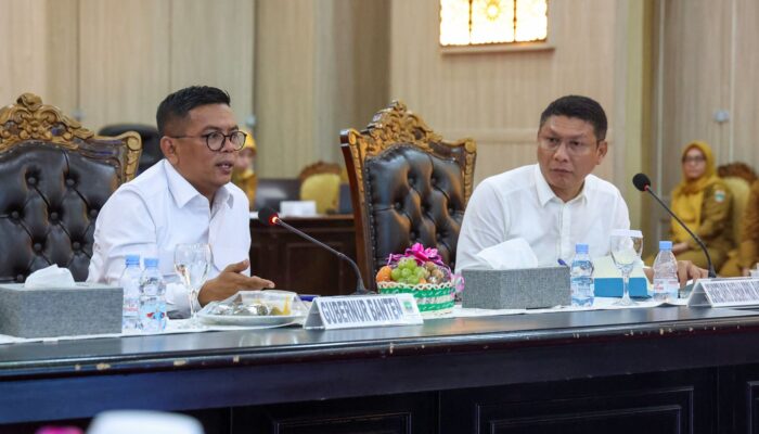 Gubernur Andra Soni Tegas! Pemprov Banten Harus Gerak Cepat, Respons Keluhan Rakyat Tanpa Tunggu Perintah