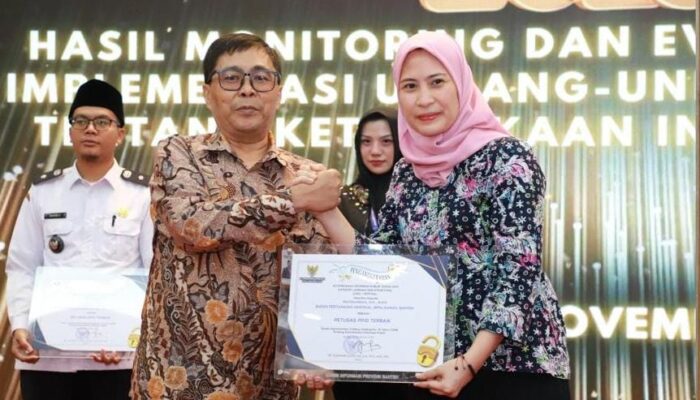 BPN Banten Sabet Dua Penghargaan Sekaligus, Bukti Nyata Komitmen Transparansi dan Pelayanan Publik Terbaik di 2025
