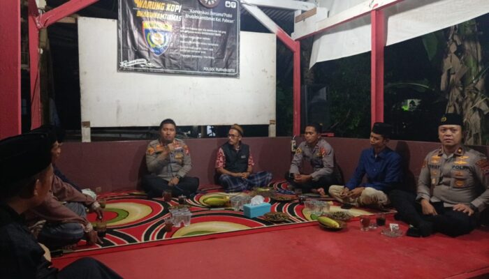 Blusukan ke Ujung Utara Cilegon, Kapolres Martua Silitonga Gedor Pos Kamling: Keamanan Warga Harga Mati