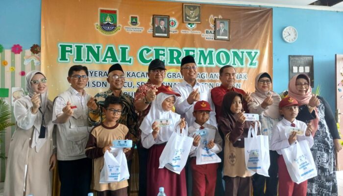 Pandemi Mata di Sekolah! 40% Siswa di Cilegon Alami Gangguan Penglihatan, 150 Kacamata Gratis Dibagikan