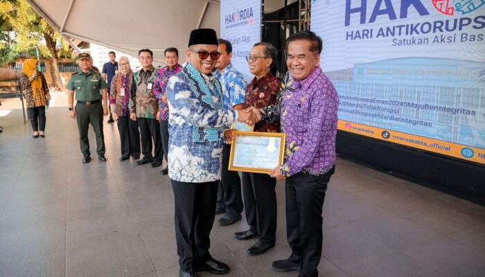 Gubernur Banten Andra Soni Gemakan Perang Total Lawan Korupsi: Sekolah Jadi Garda Terdepan, Banten Siap Jadi Provinsi Tanpa Suap