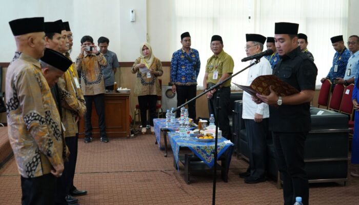 Robinsar Kukuhkan Ketua Baru Baznas Cilegon, Dorong Kemandirian Zakat dan Perluas Program Rutilahu