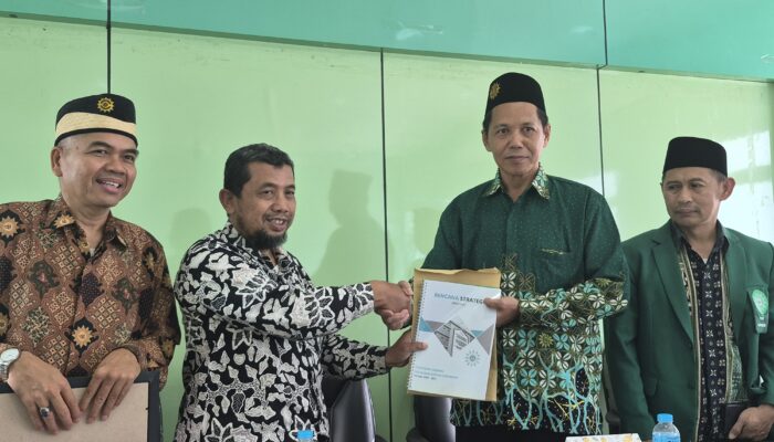 Belajar Tata Kelola AUM yang Maju, PDM Cilegon Studi Banding ke PCM Cipondoh Tangerang