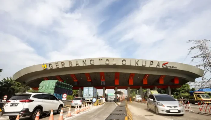 H-6 Nataru, Tol Tangerang–Merak Diserbu! 179 Ribu Kendaraan Melintas, Astra Infra Berlakukan Pembatasan Truk
