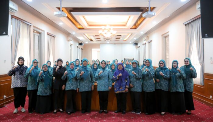 PKK Banten Ingatkan Bahaya ‘Silent Babysitter’: Orang Tua Harus Jadi Benteng Digital Anak