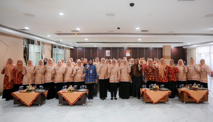 Perempuan Banten Bangkit! PKK dan DWP Luncurkan Gerakan Besar Kemandirian Ekonomi: UMKM Jadi Motor Baru Perekonomian Daerah
