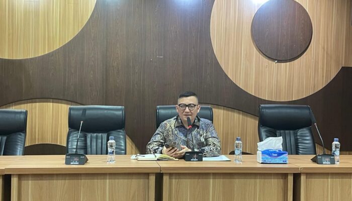 Bapenda Banten Genjot Pendapatan Rp8,79 Triliun, Target 2025 Diburu Hingga Detik Terakhir