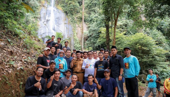 Gubernur Andra Soni “Gedor” Pandeglang: Jalan ke Curug Cimanggung Dipastikan Dibongkar dan Dibangun Ulang