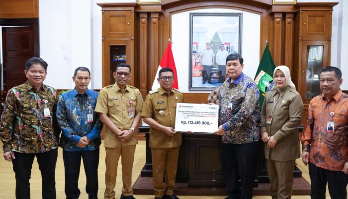 Bank Banten Kucurkan Dana Kemanusiaan, Rp112,4 Juta Resmi Diserahkan untuk Korban Banjir Sumatera