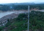 Aceh Gelap Darurat! Enam Tower Runtuh, PLN Angkat 35 Ton Material via Heli demi Hidupkan Listrik Kembali