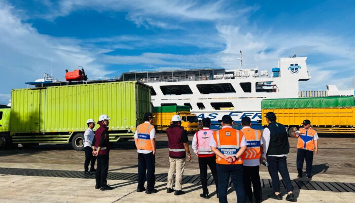 Nataru Tanpa Macet! Pelabuhan Ciwandan Dibanjiri Ribuan Kendaraan, Pelindo Klaim Operasional Terkendali