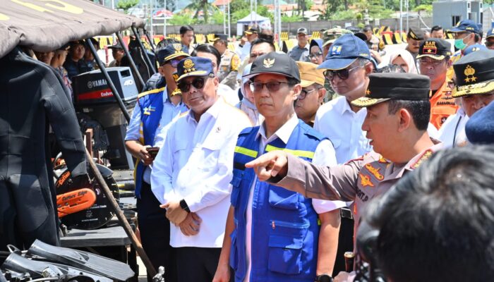 Arus Nataru H-4 Merosot Tajam di Merak, Bakauheni Justru Meledak