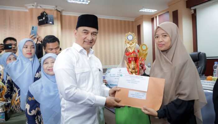 Wagub Banten Bongkar Pola Lama: Anak Diajari Al-Qur’an Harus Gembira, Bukan Tertekan