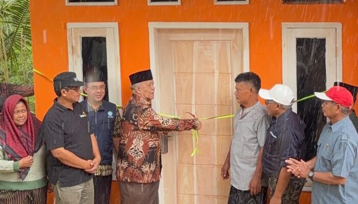 LAZISMU Banten Bangun Rumah Layak Huni untuk Warga Lebak