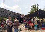 Saat Anak Sebaya Mereka Berwisata, Saka Bhayangkara Cilegon Pilih Terjun ke Dapur Umum Bantu Korban Banjir