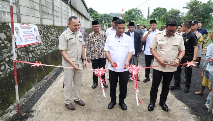 Jalan Kopi Dibeton! Bang Andra Tancap Gas, Akses Industri Jatake Kini Ngebut