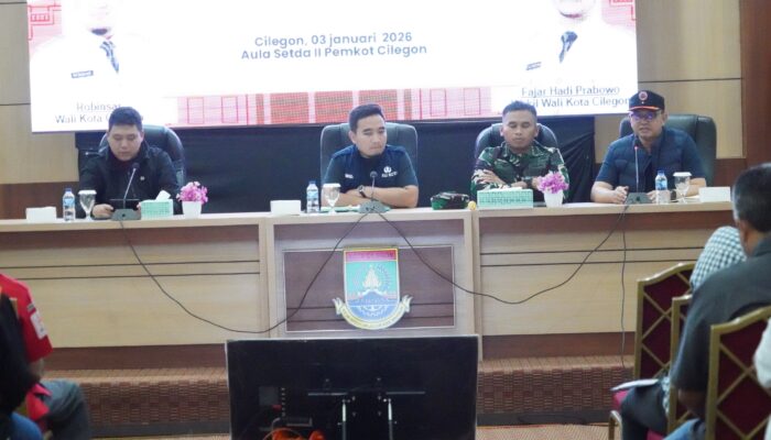 Robinsar Pimpin Rapat Darurat Banjir, Pemkot Cilegon Pastikan Logistik Aman dan Mitigasi Diperkuat