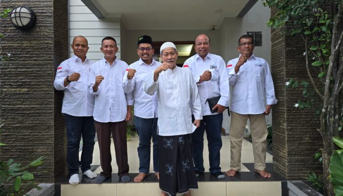 SMSI Banten Minta Restu KH Embay, Panaskan Mesin HPN 2026