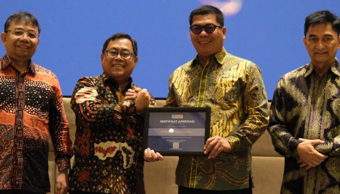 DJP Banten Anugerahkan Piagam Wajib Pajak, Perkuat Sinergi Pajak 2026