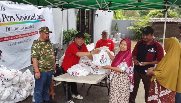 PWI Banten dan Artha Graha Group Salurkan 416 Paket Sembako di HPN 2026