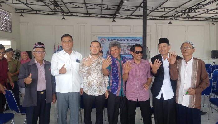 Kenaikan Pensiun Mandek 5 Tahun, Pensiunan Krakatau Steel “Gedor” DPR: Jangan Suruh Kami Puasa Terus
