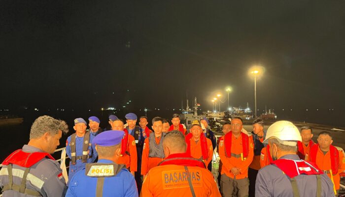 Basarnas Banten Evakuasi Kapten Kapal Tanker Asal Rusia yang Sakit di Perairan Cilegon