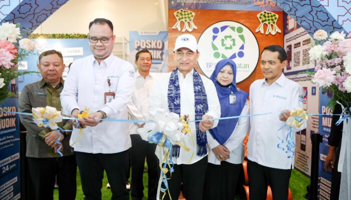 Wagub Banten Tinjau Posko Mudik BPJS Kesehatan di Pelabuhan Merak, Pastikan Layanan Kesehatan Siap Layani Pemudik