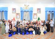 Lebaran Penuh Haru di Serang: Gubernur Andra Soni Buka Rumah Rakyat, Yatim dan Lansia Berbahagia