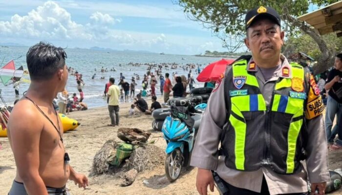 Polres Cilegon Imbau Wisatawan Lebaran di Anyer Waspada, Prioritaskan Keselamatan Keluarga
