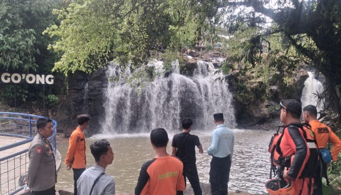 Wisatawan Tenggelam di Curug Goong Pandeglang, Tim SAR Lakukan Pencarian