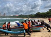 Hari Kedua Pencarian, Korban Terseret Arus di Pantai Kayakas Pulo Manuk Belum Ditemukan