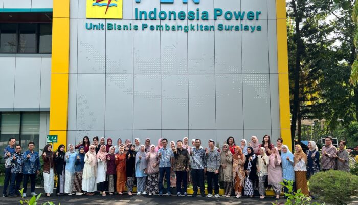 Semangat Kartini Hidup di UBP Suralaya: Srikandi PLN Tampil Anggun, Kinerja Tetap Tangguh