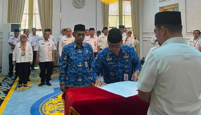 Robinsar Geser Heri Mardiana ke Inspektorat, Agus Zulkarnain Resmi Jadi Sekwan Cilegon