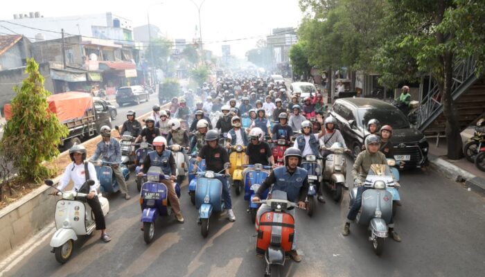 Andra Soni Touring Vespa Bareng Scooteris Banten, Ajak Rawat Persatuan dan Kemajuan Daerah
