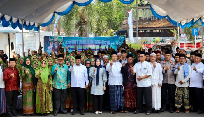 Bupati Serang Lepas 300 Kader NU ke Muktamar ke-35, Titip Pilih Ketua PBNU Berintegritas