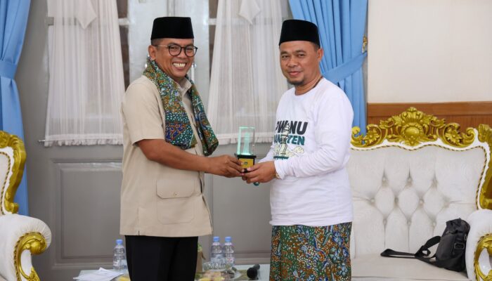 Andra Soni Titip Semangat Ulama Banten untuk Muktamar NU ke-35
