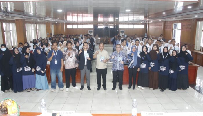 Semarak Literasi di Kabupaten Serang, Rumah Prestasi Bedah Buku The Great Student